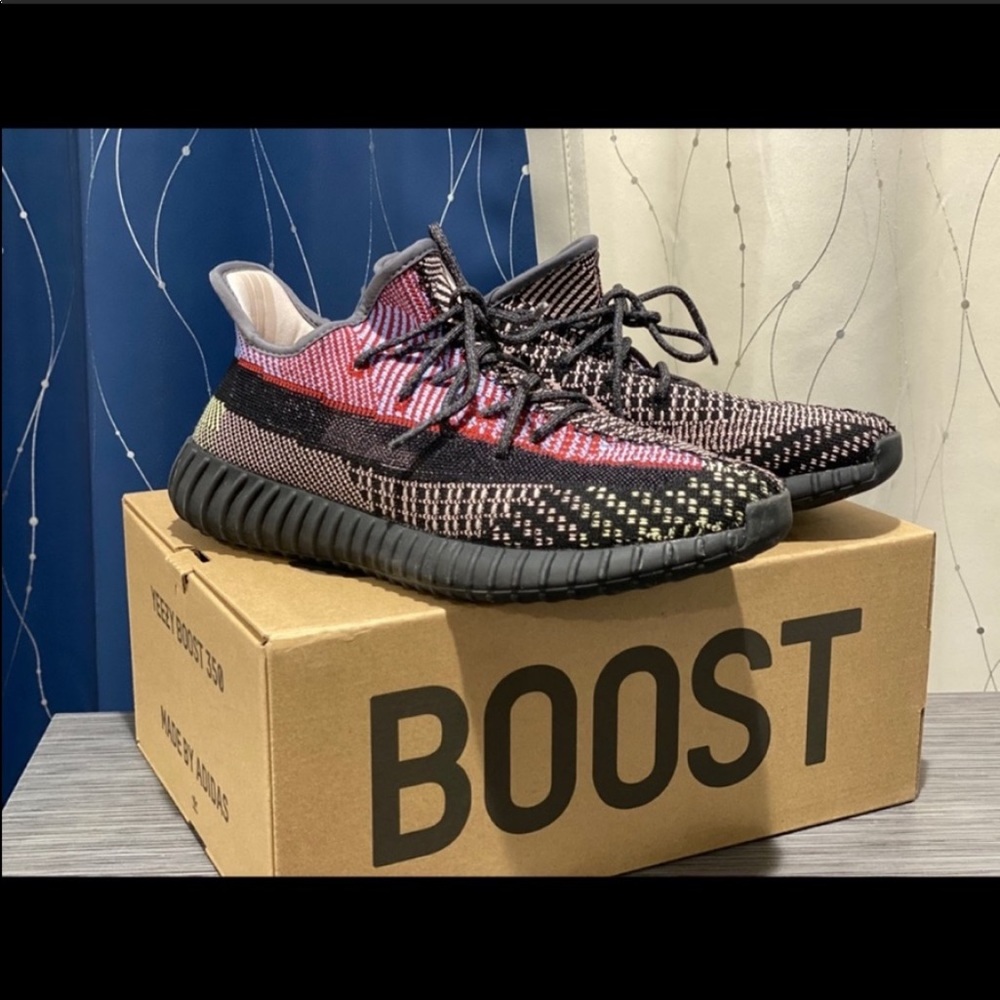 ADIDAS yeezy boost 350 v2 yecheil non reflective